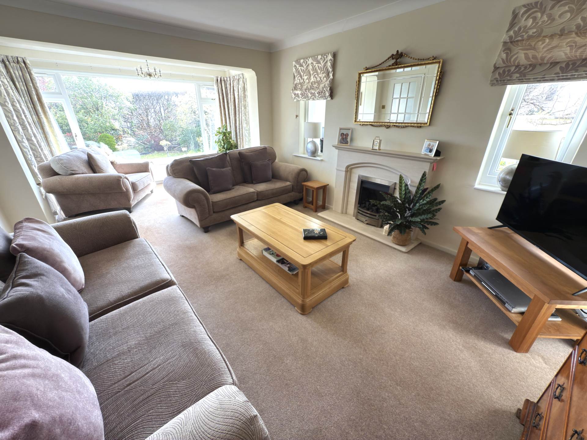 Mayfield Drive, Exmouth, Image 2