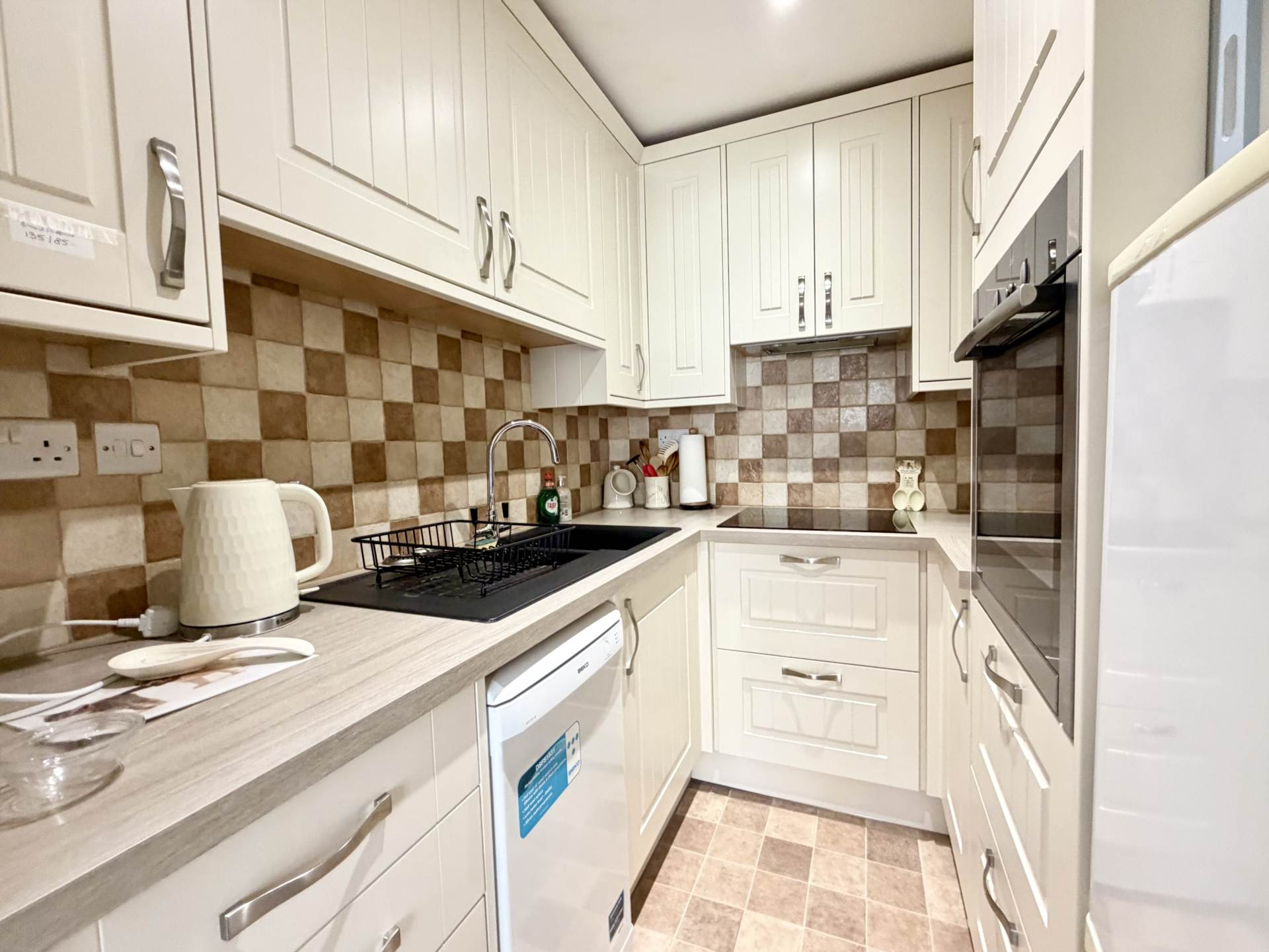 Glenorchy Court, Exmouth, Image 3