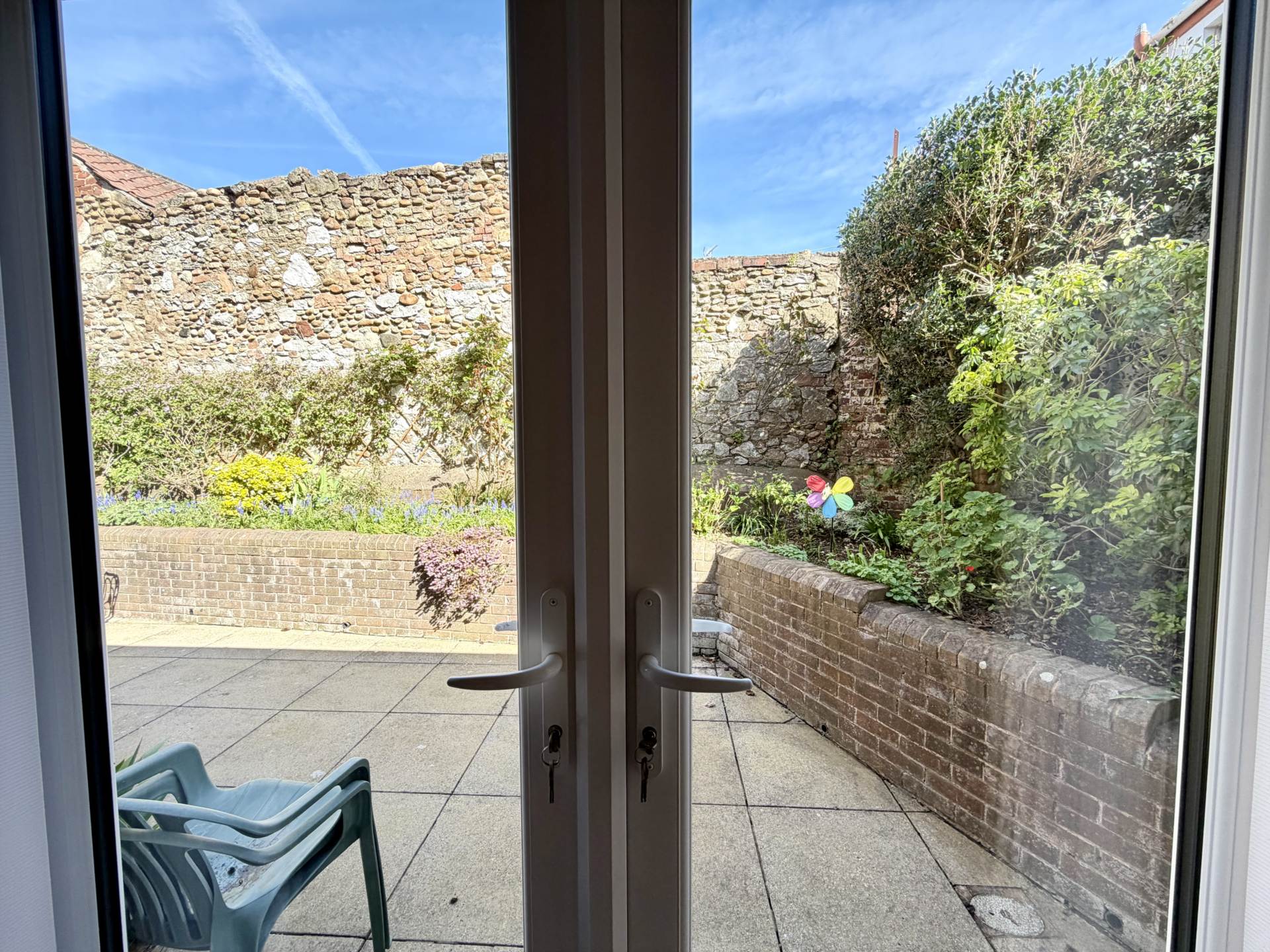 Glenorchy Court, Exmouth, Image 5