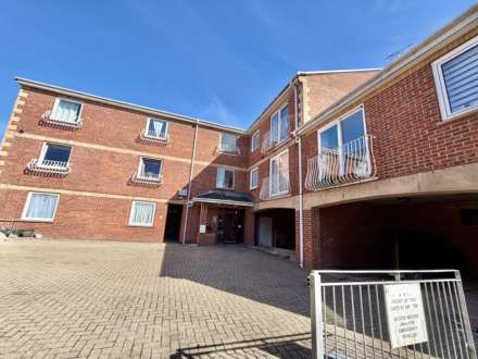 Glenorchy Court, Exmouth