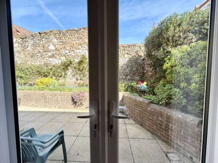 Glenorchy Court, Exmouth, Image 5