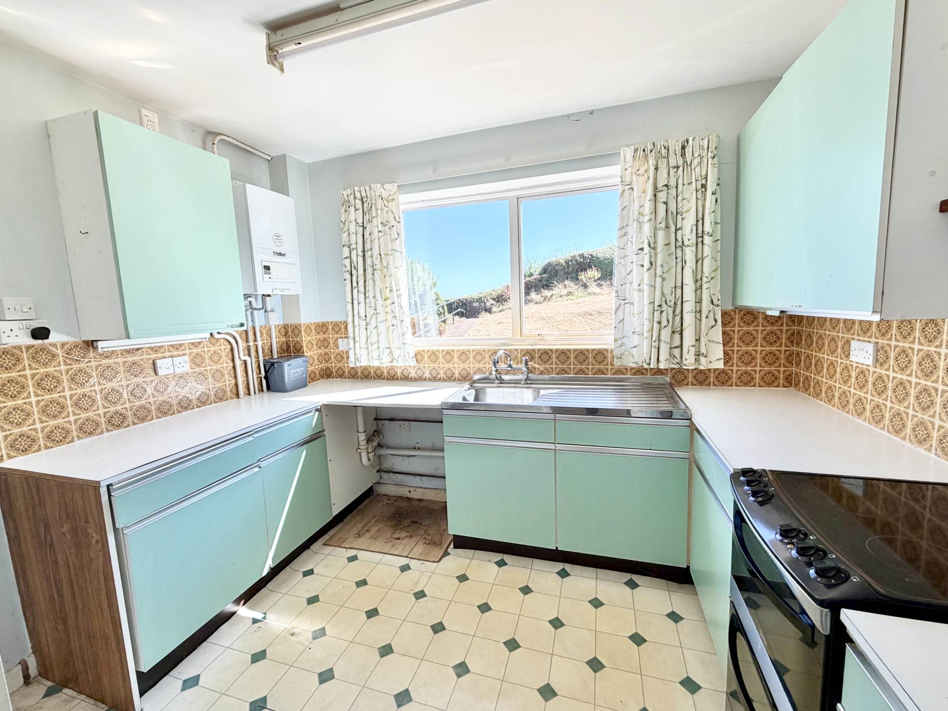 Cliff Road, Budleigh Salterton, Image 5