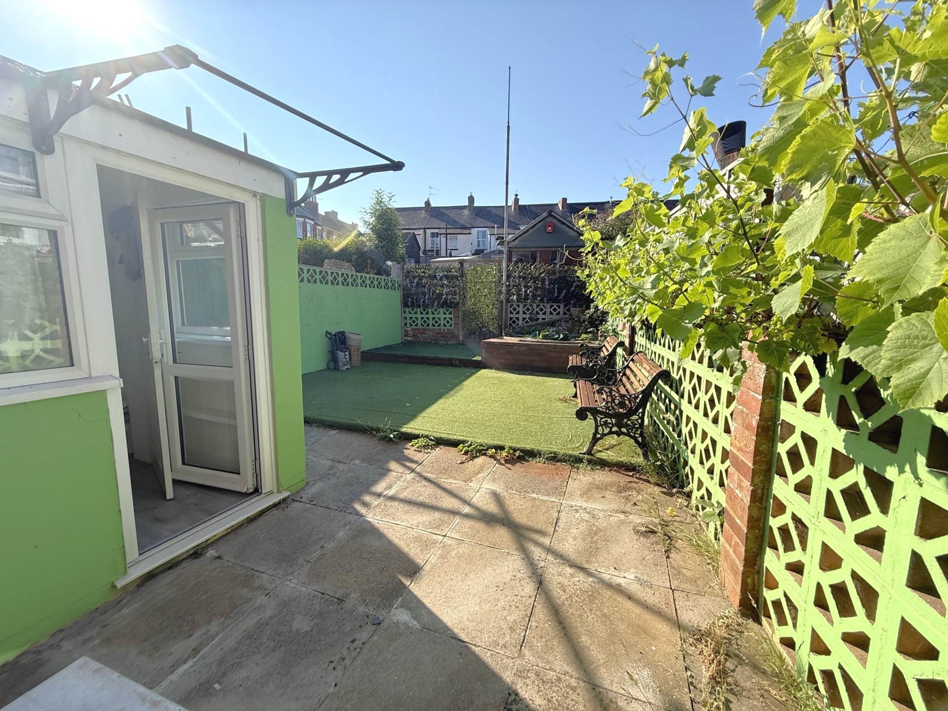 Madeira Villas, Exmouth, Image 13