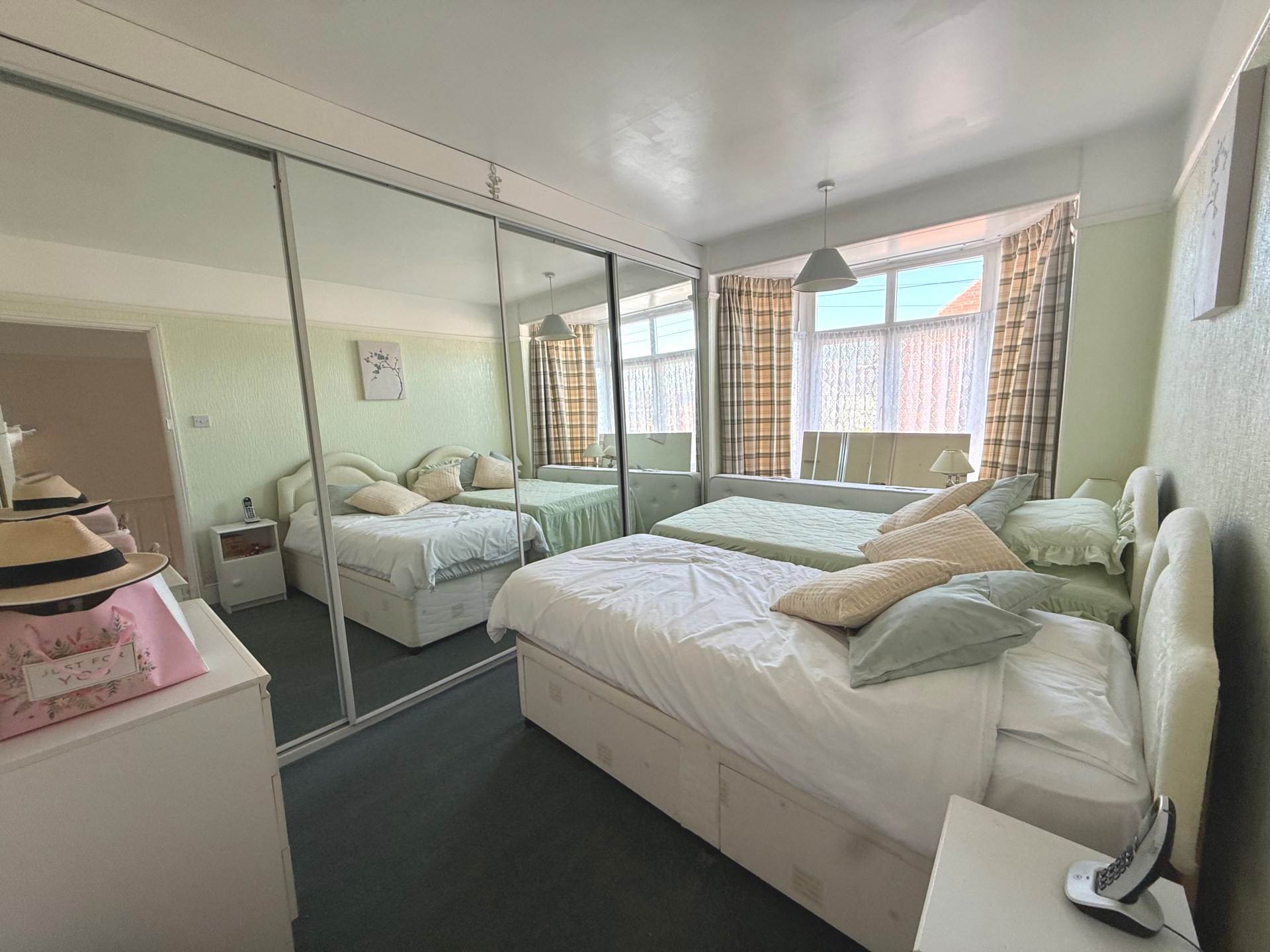 Madeira Villas, Exmouth, Image 7