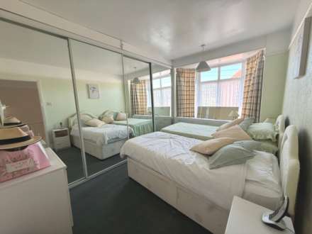 Madeira Villas, Exmouth, Image 7
