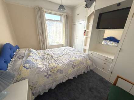 Madeira Villas, Exmouth, Image 8