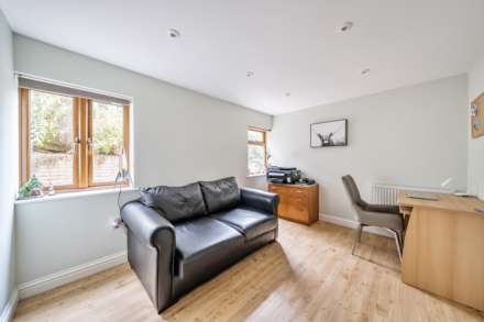 Bradham Lane, Exmouth, Image 14
