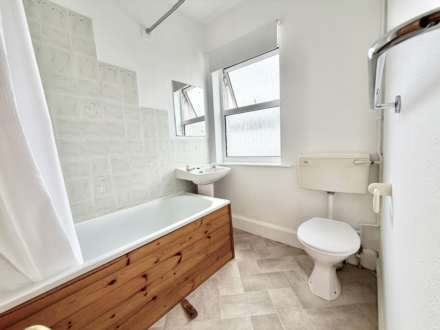 Rosebery Road, Exmouth, Image 9