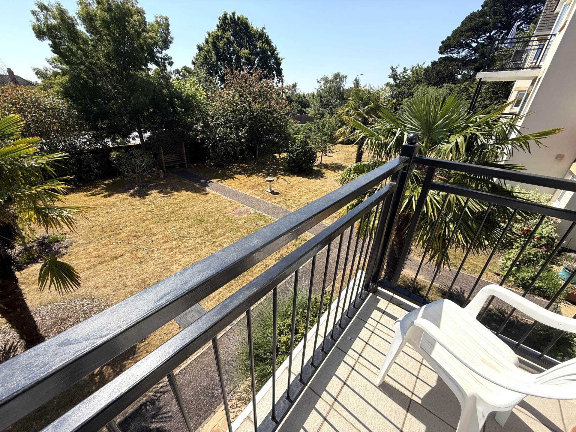 Bronte Court, 63 Salterton Road, Image 12