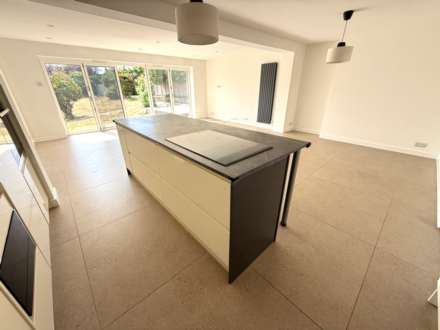 The Crescent, Exmouth, Image 4