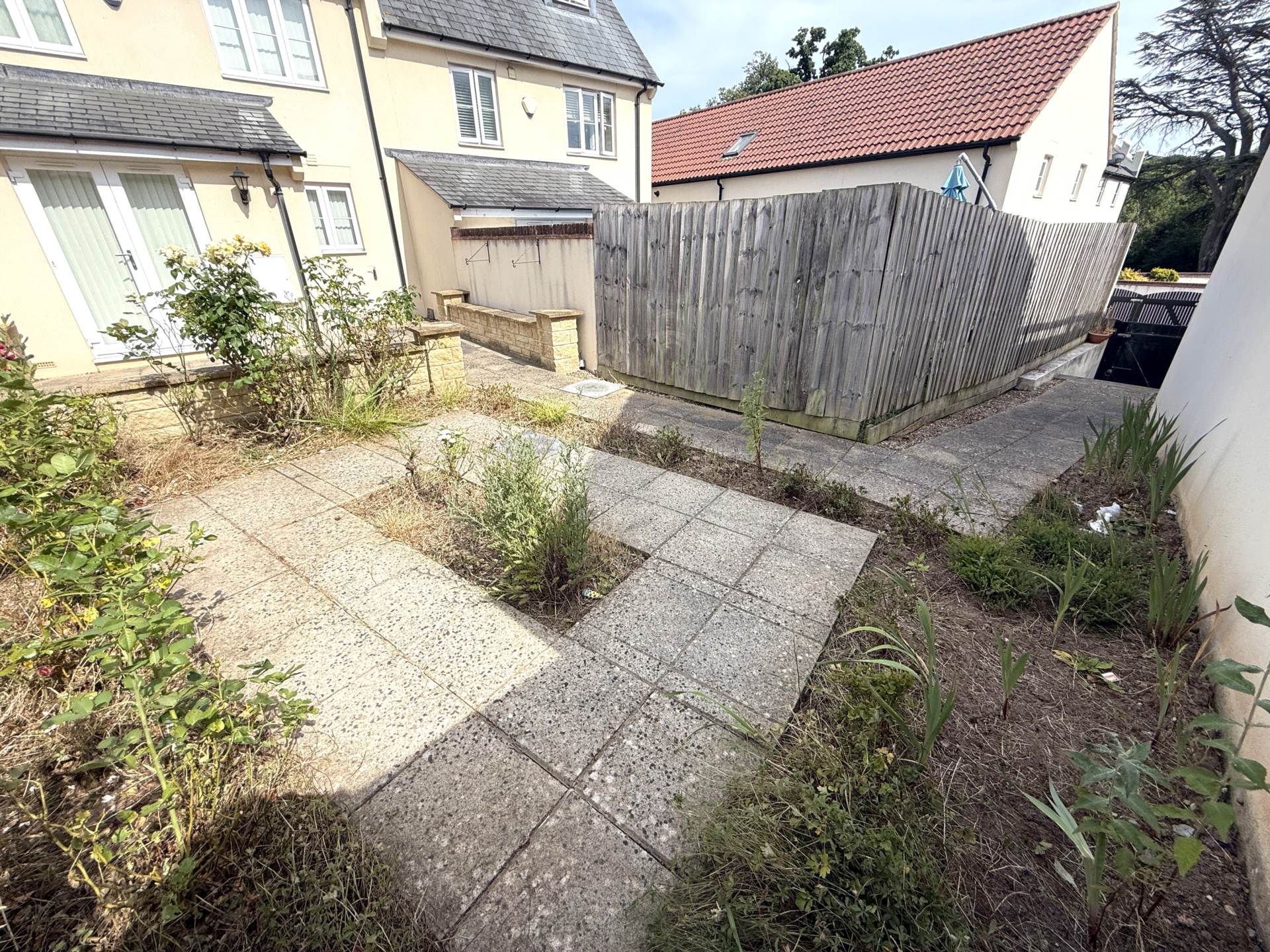 Hillcrest Gardens, Exmouth, Image 16