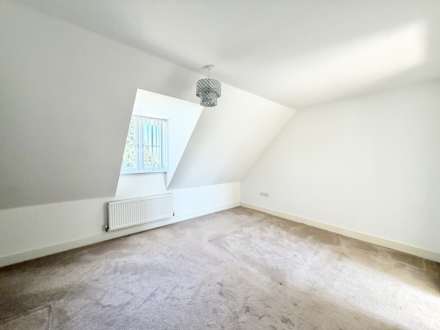 Hillcrest Gardens, Exmouth, Image 6