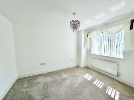 Hillcrest Gardens, Exmouth, Image 9