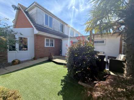 Vansittart Drive, Exmouth, Image 12