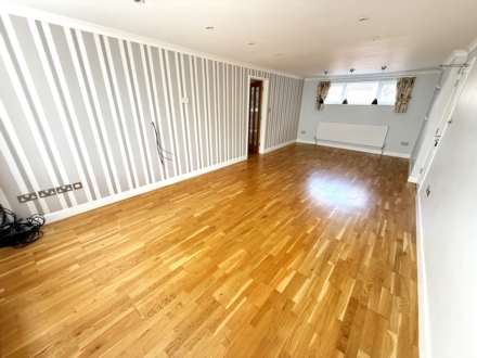 The Marles, Exmouth, Image 2