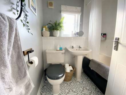 Brackendale, Exmouth, Image 8