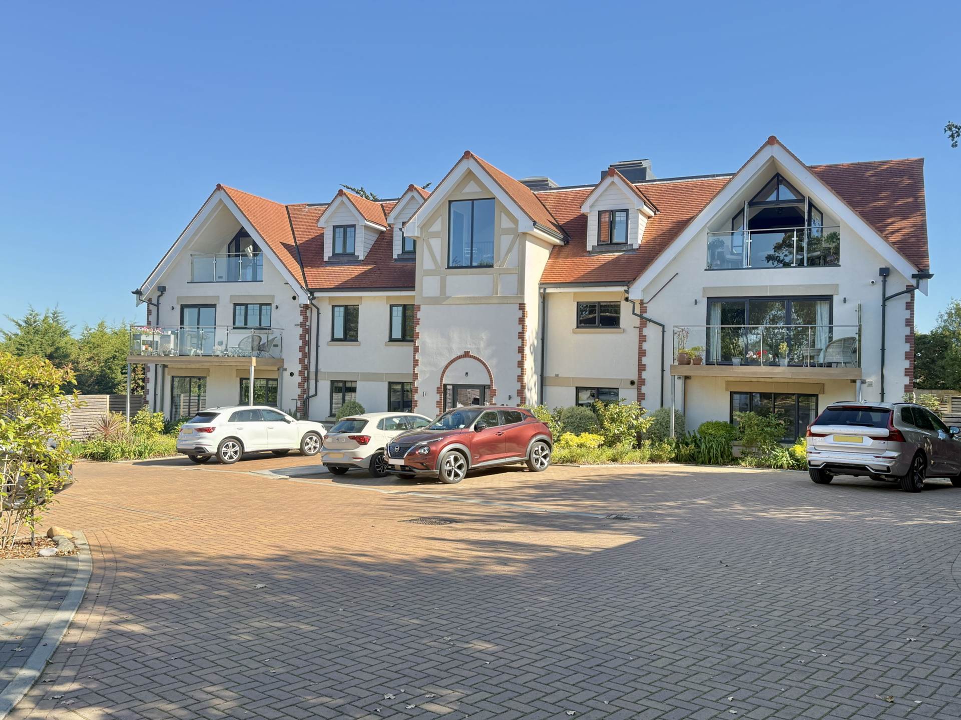 Cranford Avenue, Exmouth, Image 1