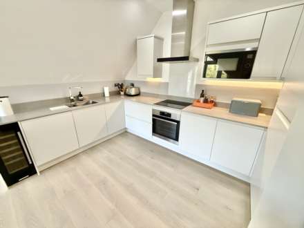 Cranford Avenue, Exmouth, Image 6
