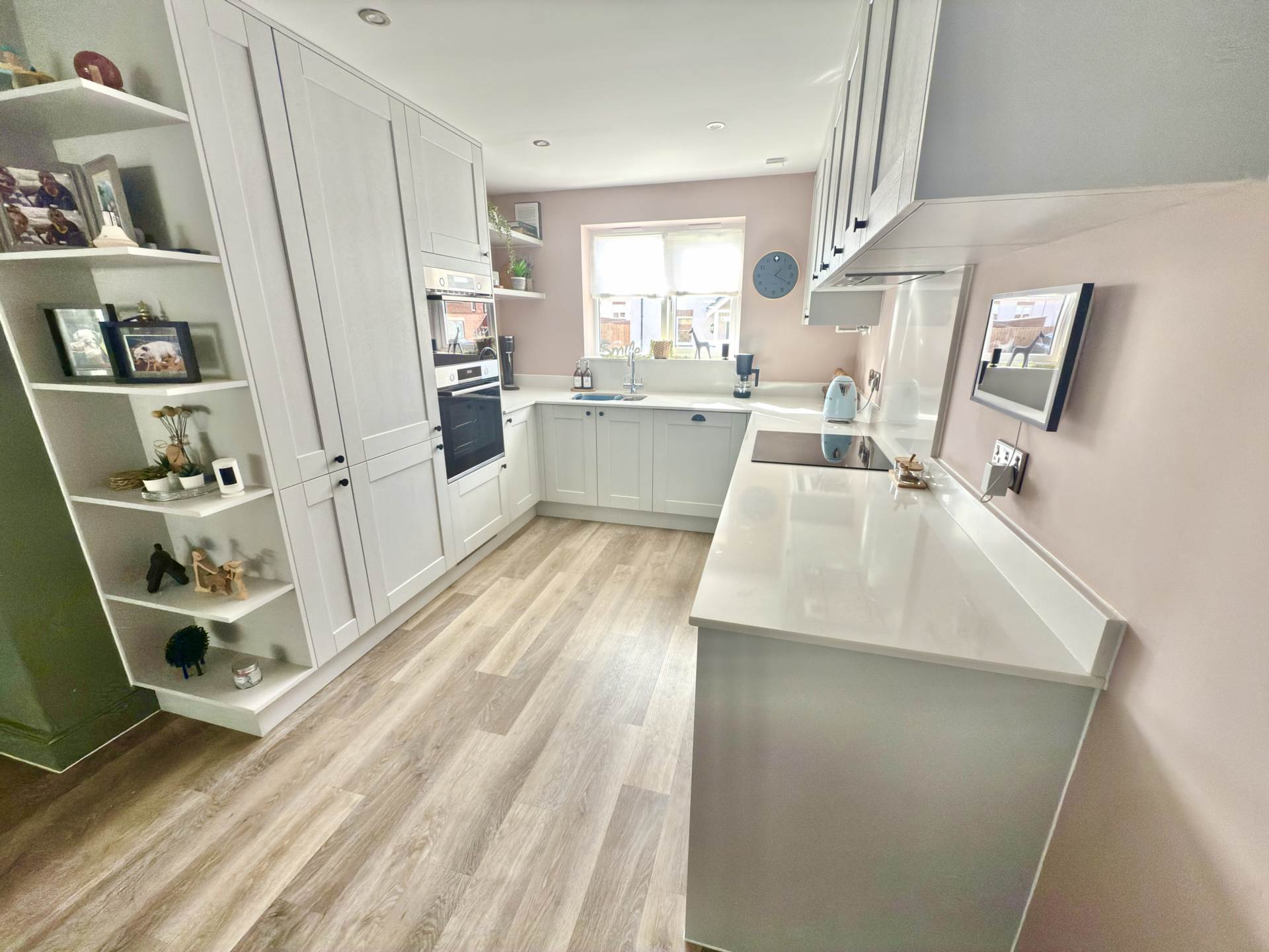 Fieldfare Crescent, Exmouth, Image 15