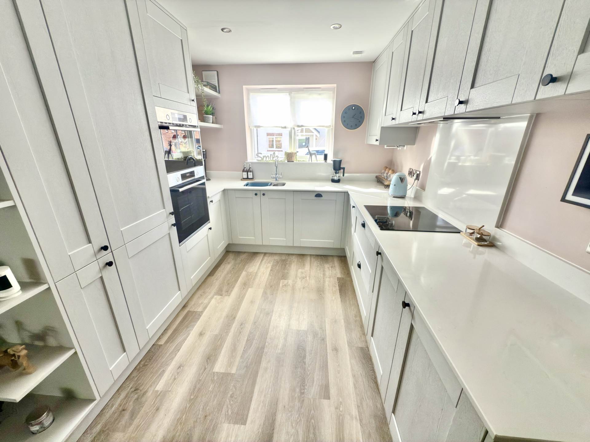 Fieldfare Crescent, Exmouth, Image 2