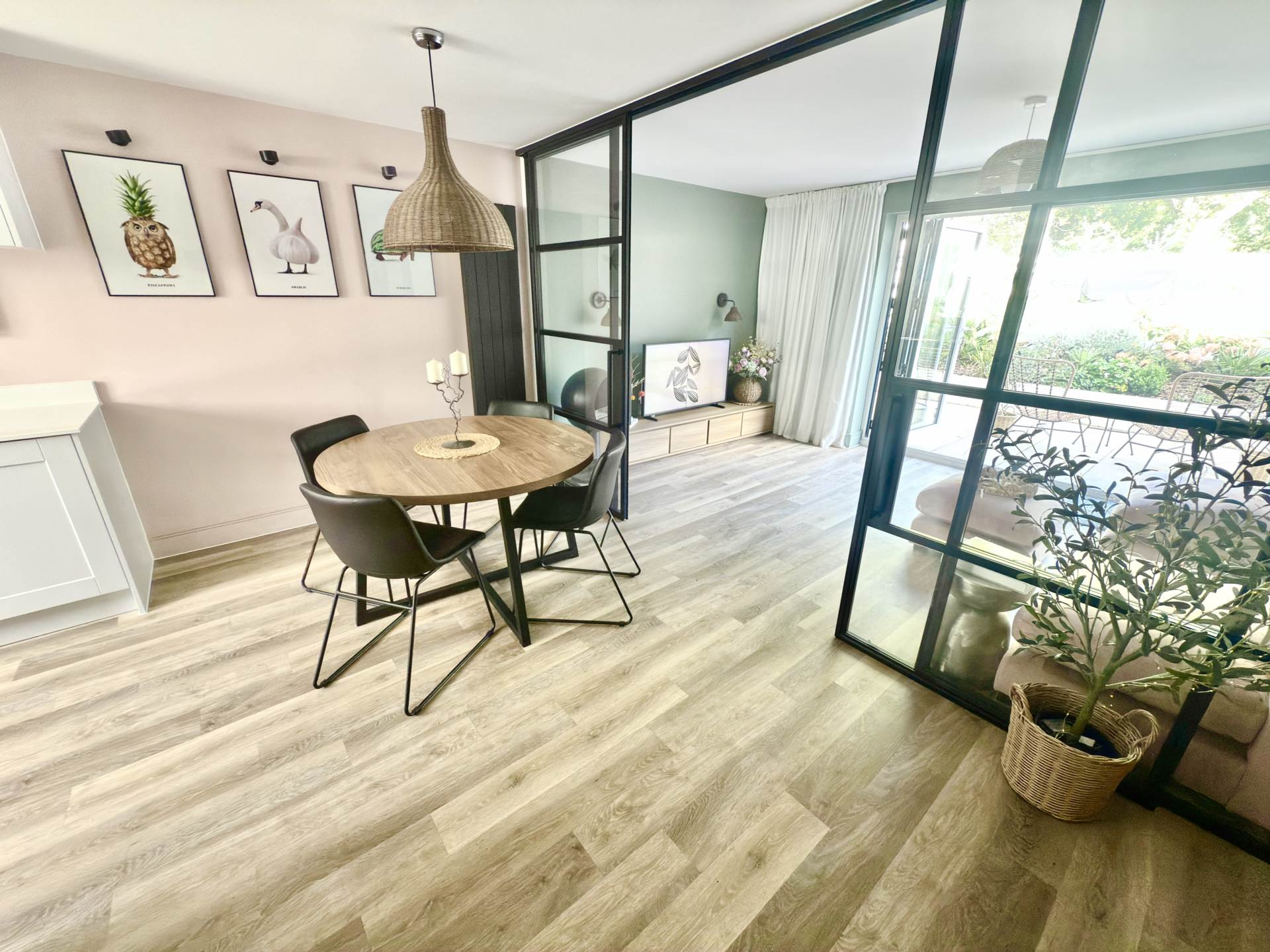 Fieldfare Crescent, Exmouth, Image 5