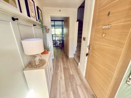Fieldfare Crescent, Exmouth, Image 12