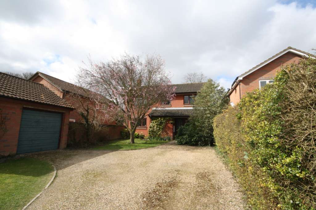 Property To Rent Thorntree Drive, Tring Little London Estates (ID
