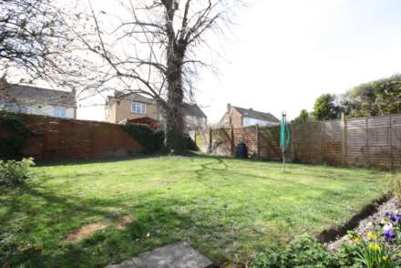 Thorntree Drive, Tring, Image 8