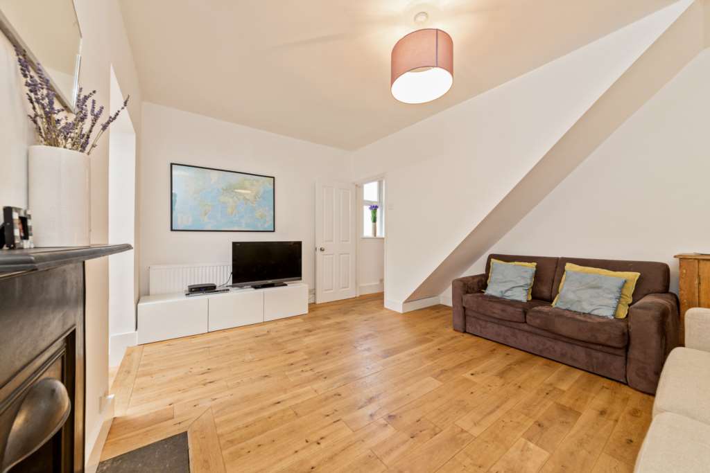 Property To Rent Ellesmere Road, Berkhamsted Little London Estates