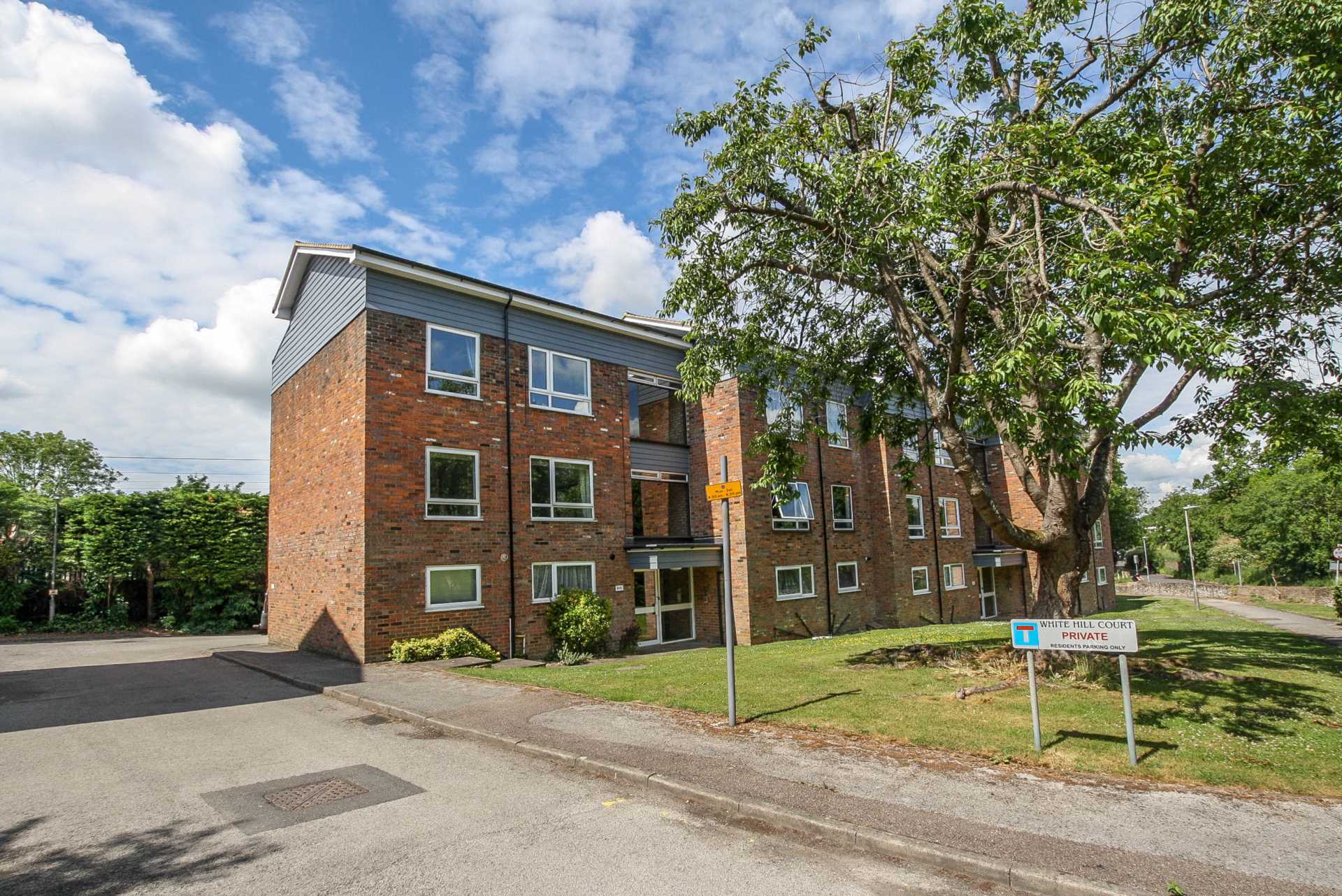 Property To Rent White Hill Court, Berkhamsted Little London