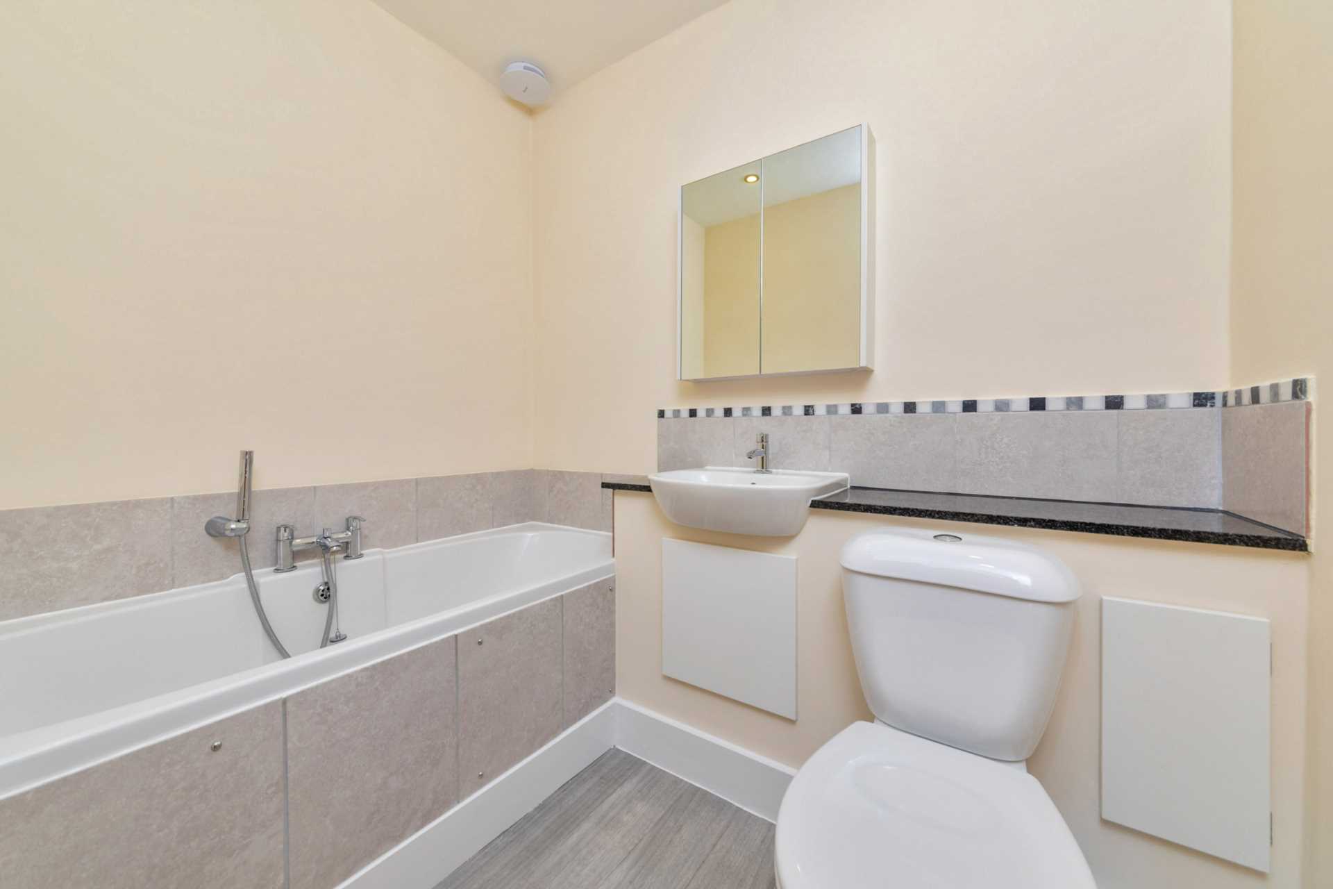 Property To Rent Puttenham, Near Tring Little London Estates (ID