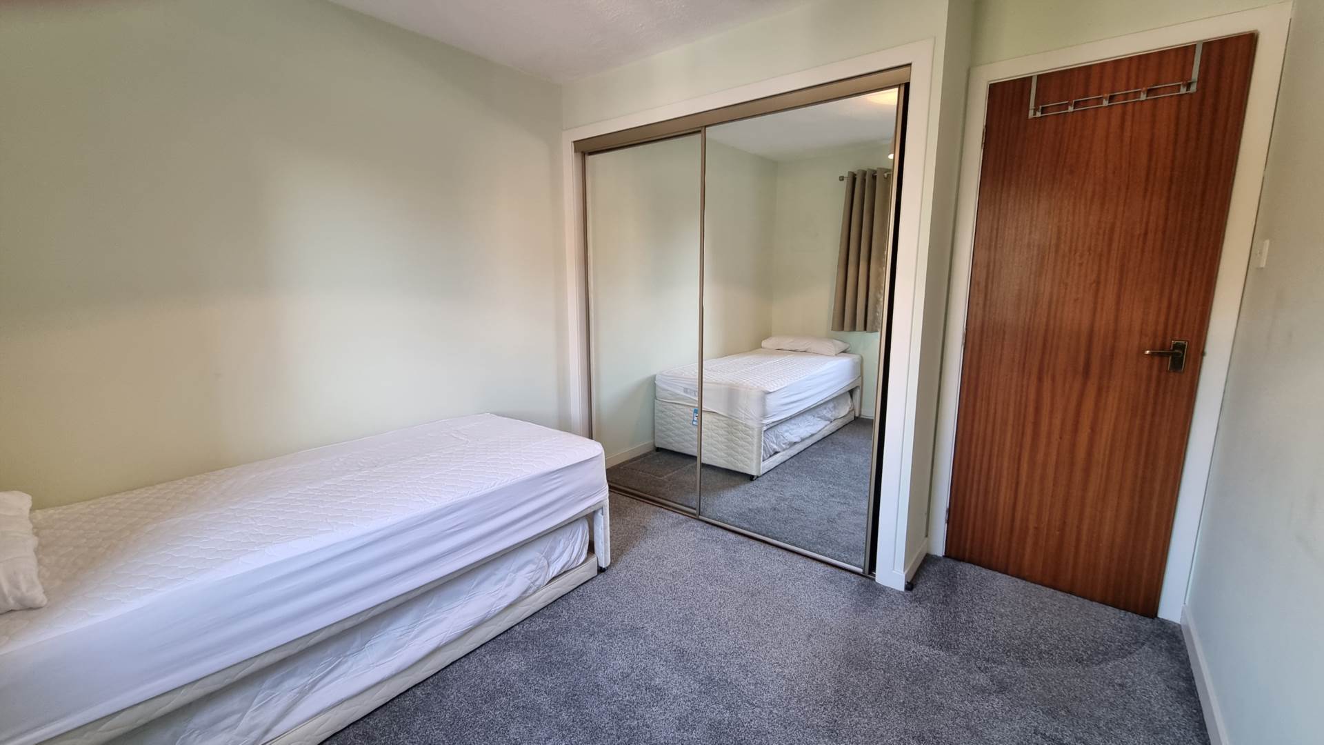 Stock Avenue, Paisley, Image 11