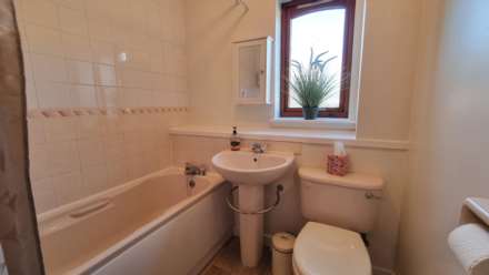 Stock Avenue, Paisley, Image 12