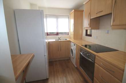 Rosebank Gardens, Johnstone, PA5 8EA, Image 4