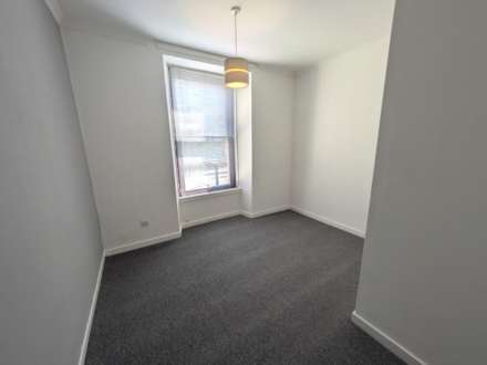 Hutton Drive, Glasgow, G51 4RR, Image 5