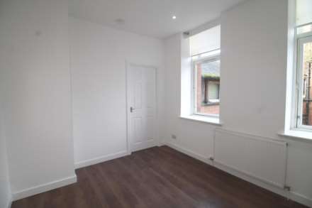 Neilston Road, Paisley, PA2 6LN, Image 2