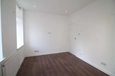 Neilston Road, Paisley, PA2 6LN, Image 3