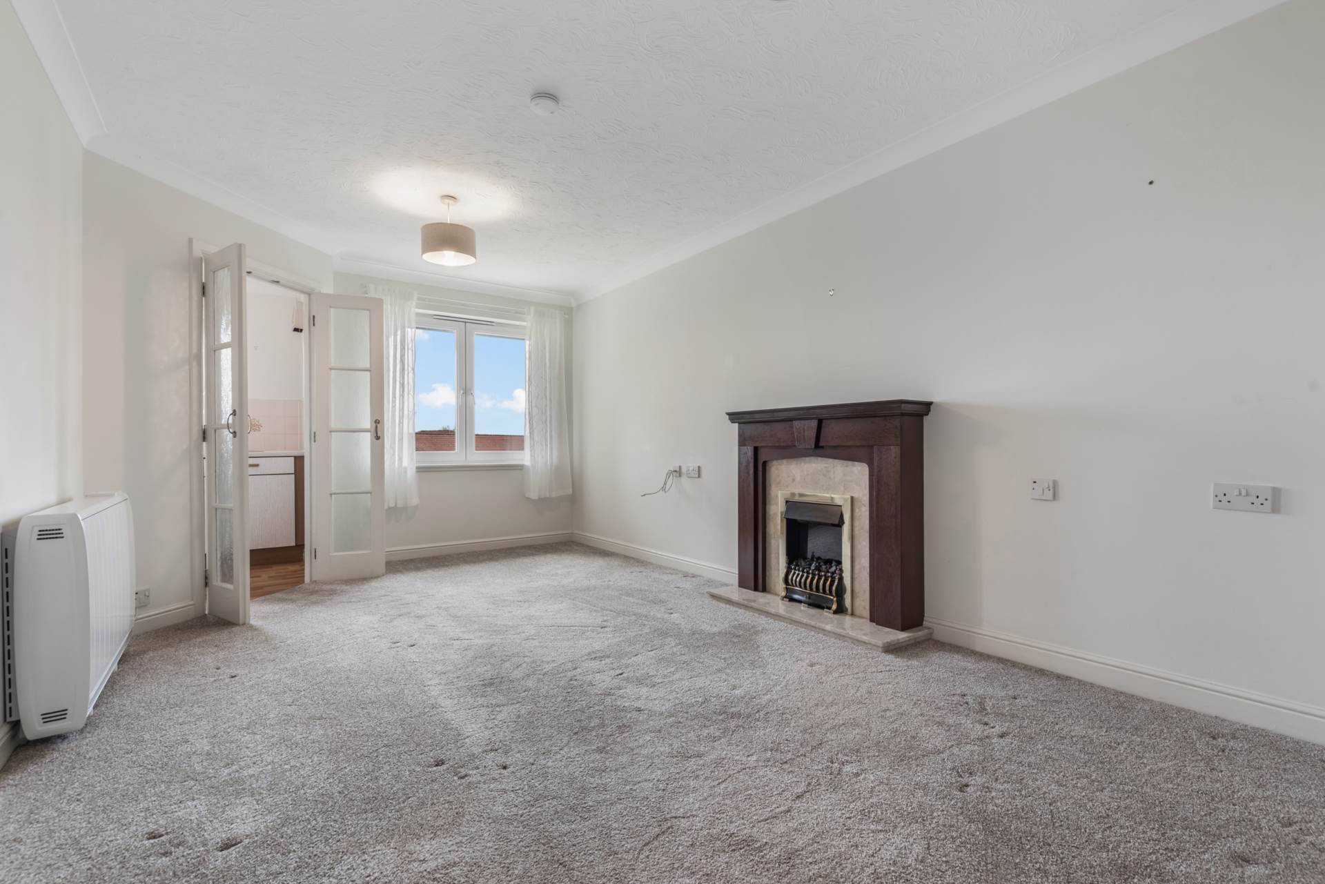 Kelburne Court, Glasgow Road, Paisley, PA1 3AF, Image 2