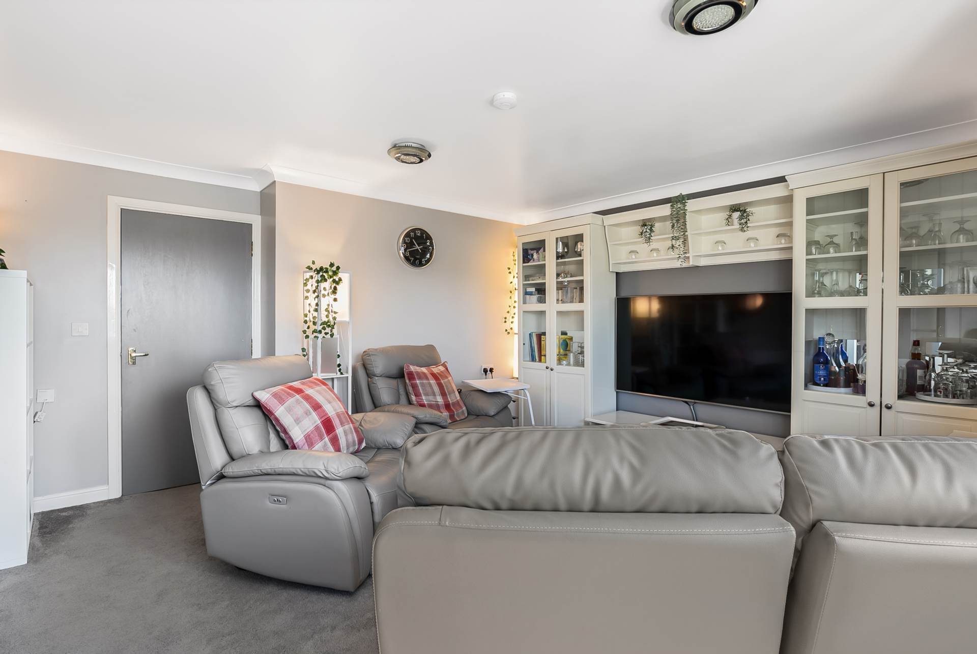 Kelburne Court, Glasgow Road, Paisley, PA1 3PD, Image 3