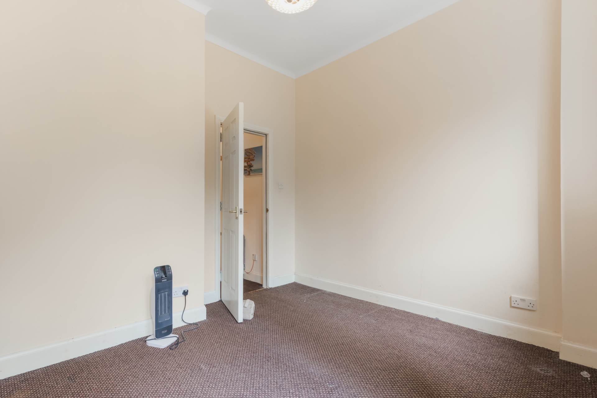 Townhead Terrace, Paisley, PA1 2AU, Image 6