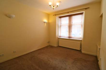 Bank Street, Paisley, PA1 1LP, Image 2