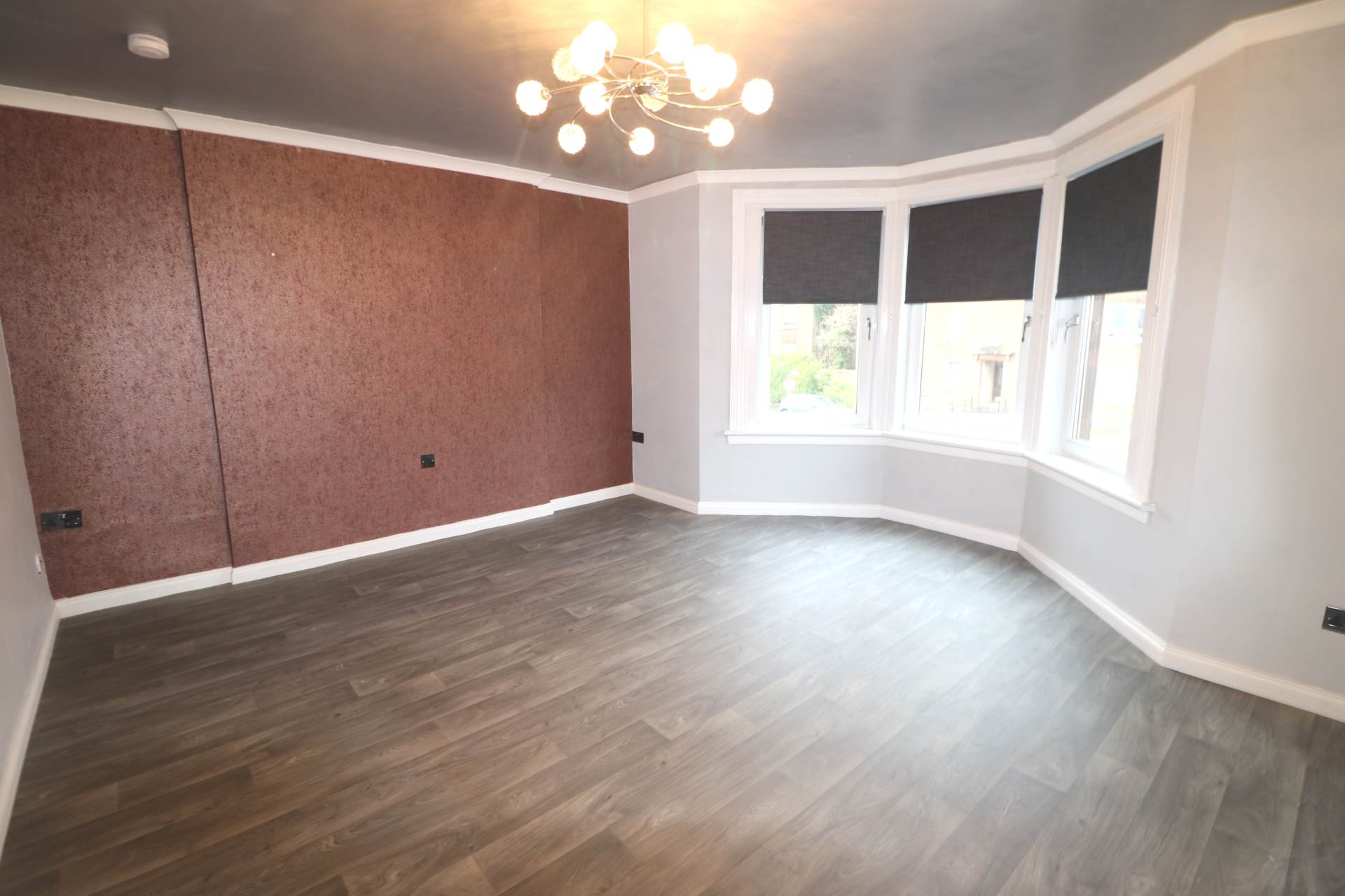 Dumbarton Road, Glasgow, G14 9YD, Image 2