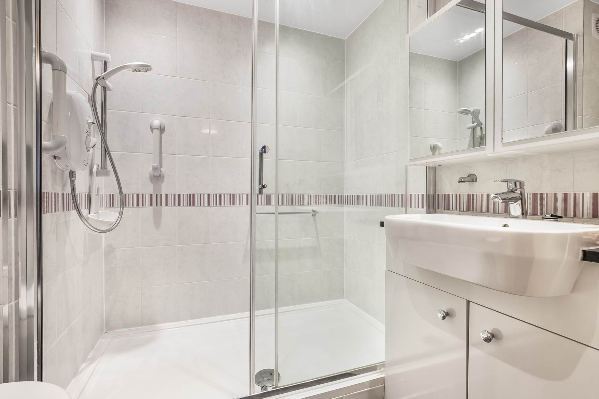 Kelburne Court, 51 Glasgow Road, PA1 3PD, Image 8