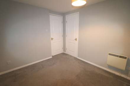 Spoolers Rd, Paisley, PA1 2UL, Image 10