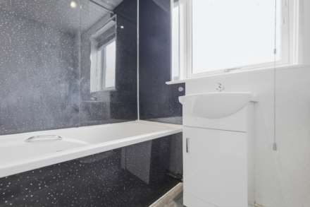 Dunchurch Road, Ralston, PA1 3EX, Image 9