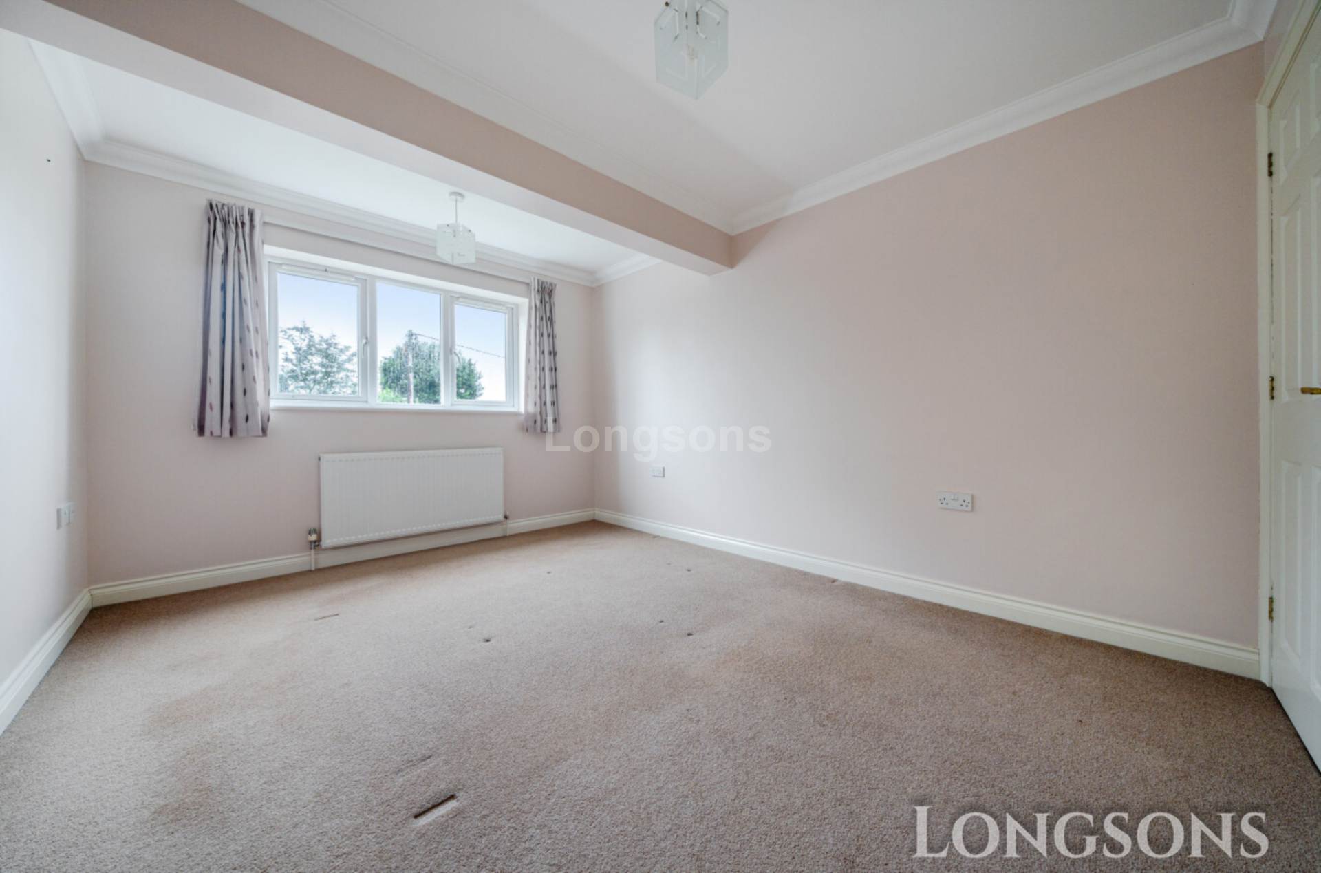 Monkhams Drive, Watton, Image 10