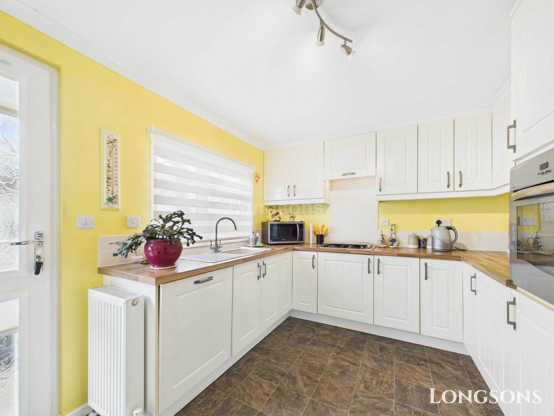 Low Meadow Park, Griston, Image 3