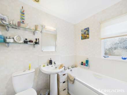 Low Meadow Park, Griston, Image 11