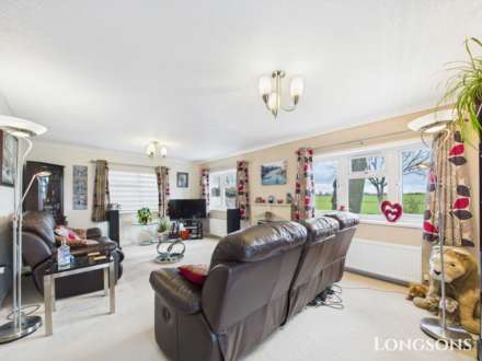 Low Meadow Park, Griston, Image 7