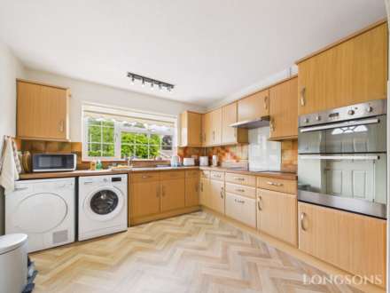 Mill Street, Bradenham, Image 2